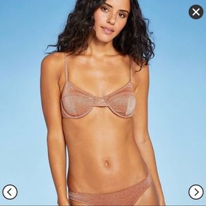 Target bikini NWT size small top, medium bottoms NEVER WORN!